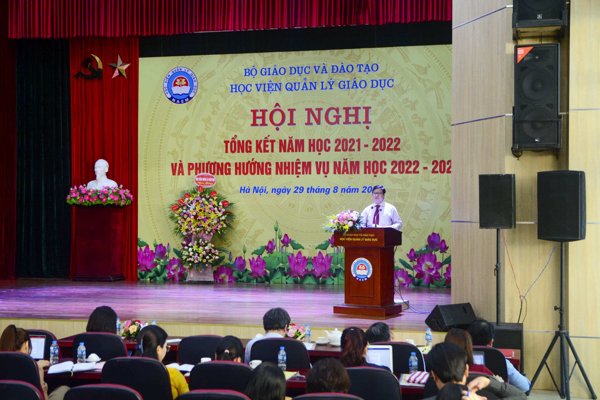 Học viện Quản lý giáo dục tổng kết năm học 2021-2022 và triển khai nhiệm vụ năm học 2022-2023