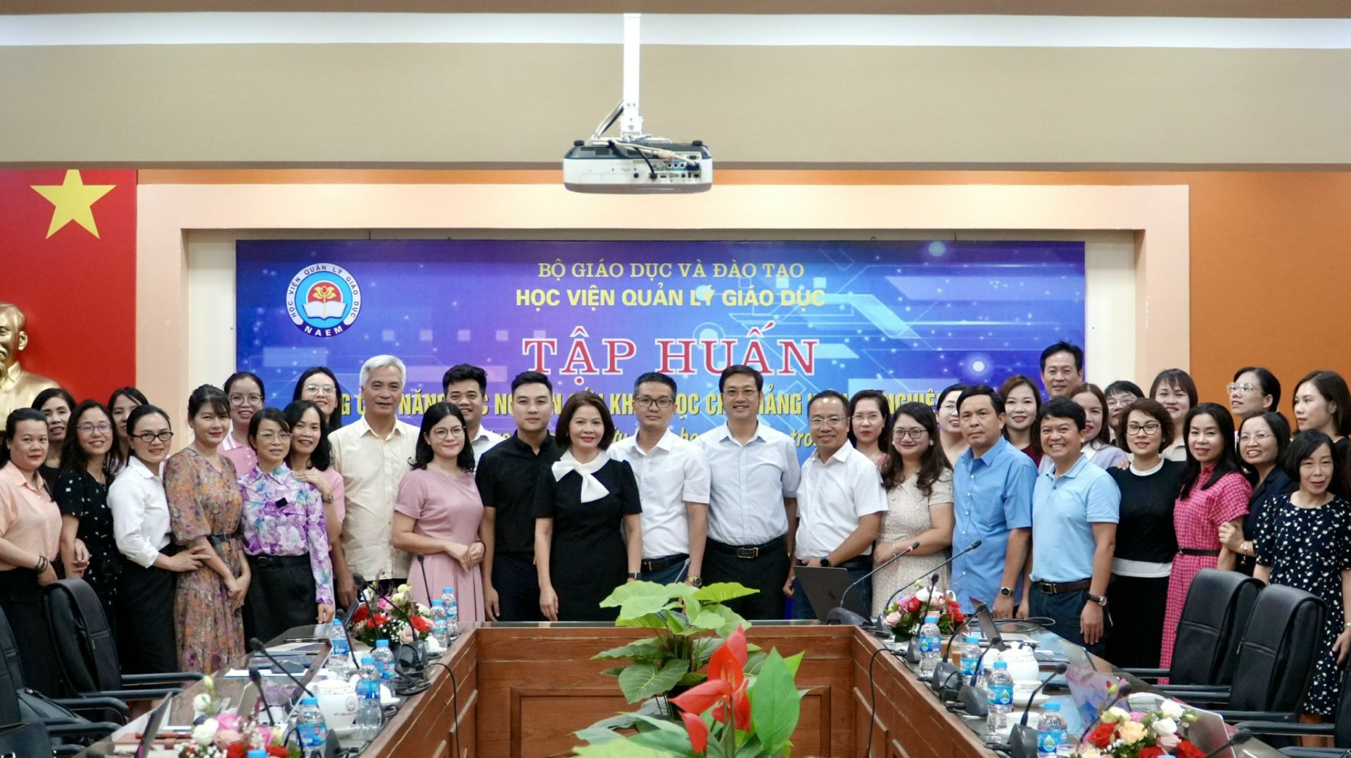 Tập huấn Nâng cao năng lực nghiên cứu cho giảng viên và nghiên cứu sinh của Học viện Quản lý Giáo dục năm 2025: “Ứng dụng AI trong nghiên cứu khoa học giáo dục trong bối cảnh chuyển đổi số”