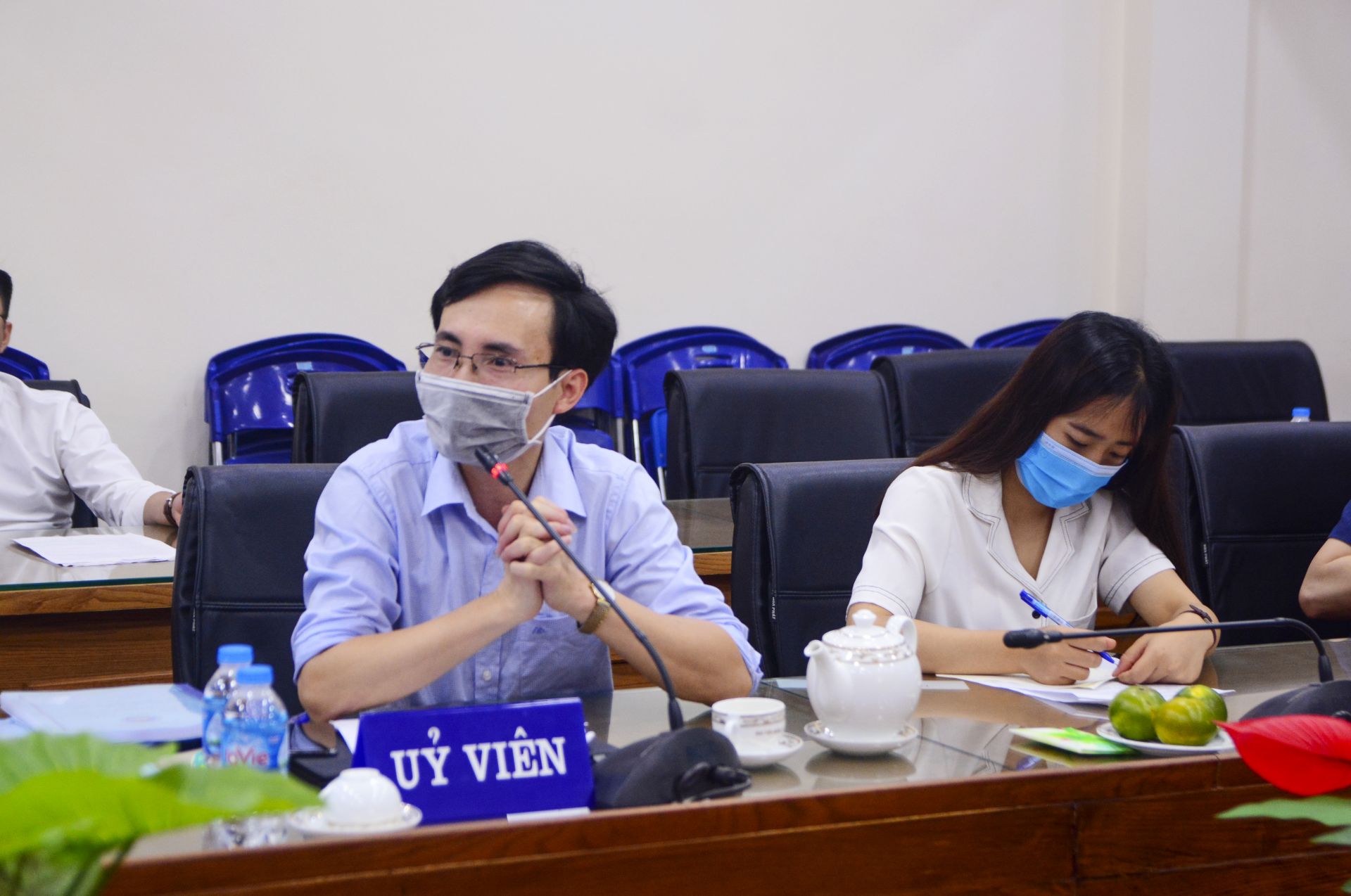 Đội ngũ giảng viên, chuyên gia của Học viện trao đổi về các kết quả nghiên cứu khoa học của sinh viên năm học 2020- 2021