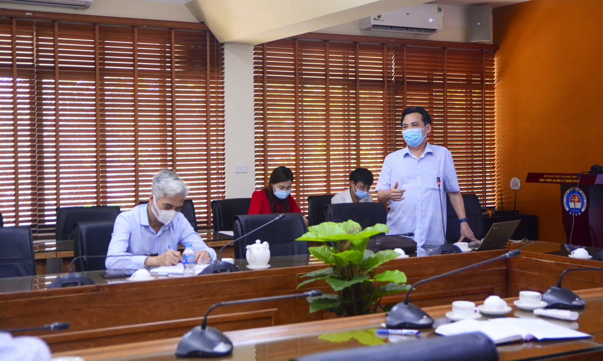 PGS.TS Phạm Quang Trình, Giám đốc Trung tâm Bồi dưỡng NG&CBQL, Học viện Quản lý giáo dục