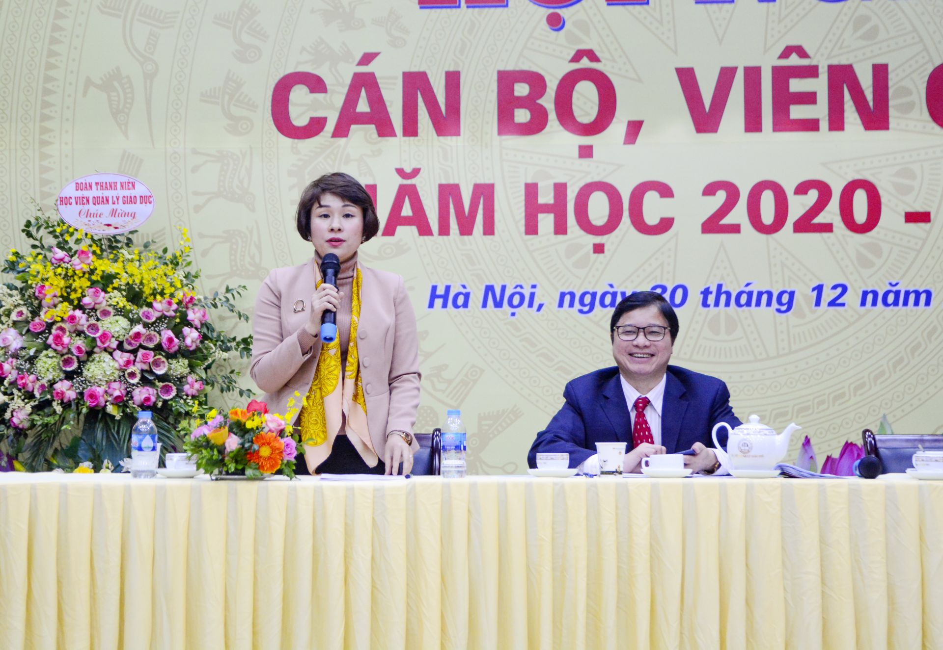 Đại diện các đơn vị phát biểu tham luận tại Hội nghị