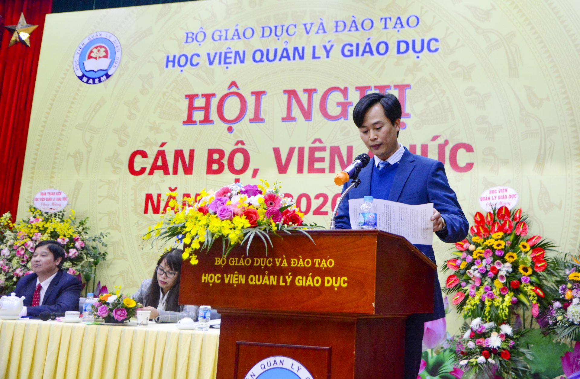 Đại diện các đơn vị phát biểu tham luận tại Hội nghị