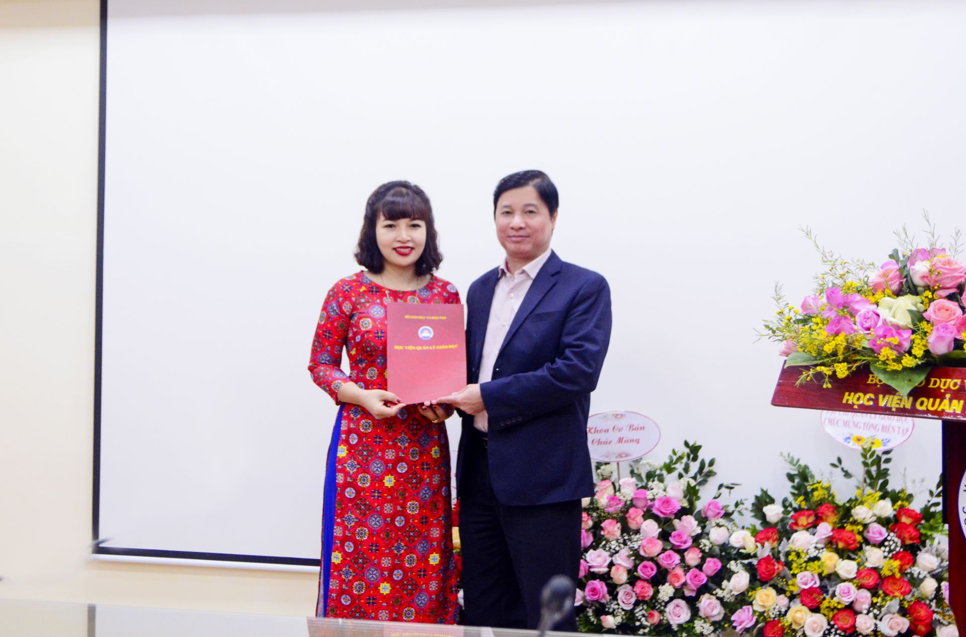 Công bố Quyết định bổ nhiệm Tổng Biên tập Tạp chí Quản lý giáo dục, Học viện Quản lý giáo dục
