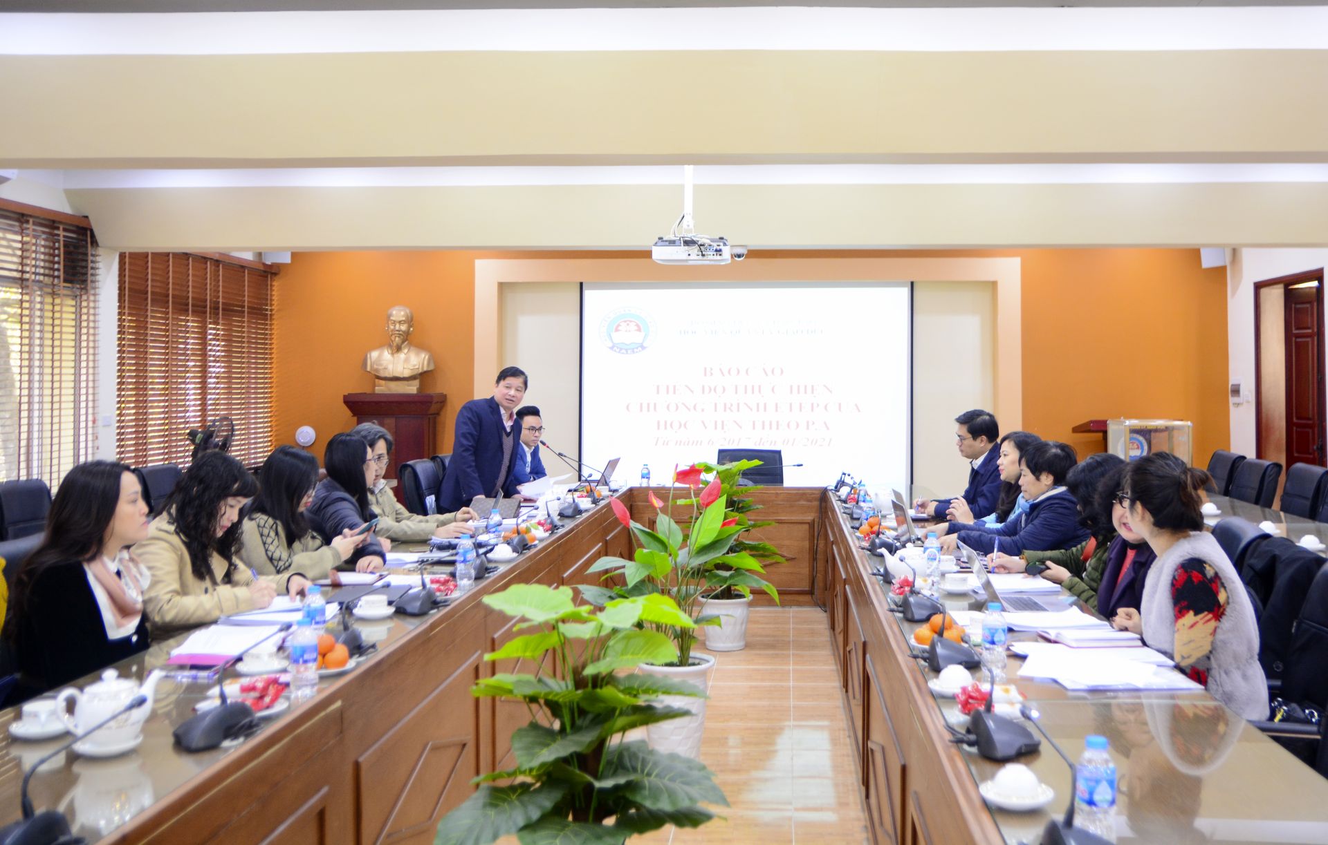 Học viện Quản lý giáo dục họp với Đoàn giám sát, hỗ trợ kỹ thuật của Ban Quản lý Chương trình ETEP, Bộ Giáo dục và Đào tạo
