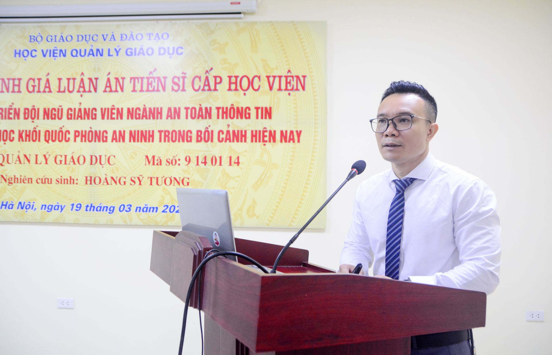 Nghiên cứu sinh Hoàng Sỹ Tương bảo vệ thành công Luận án Tiến sĩ chuyên ngành Quản lý giáo dục