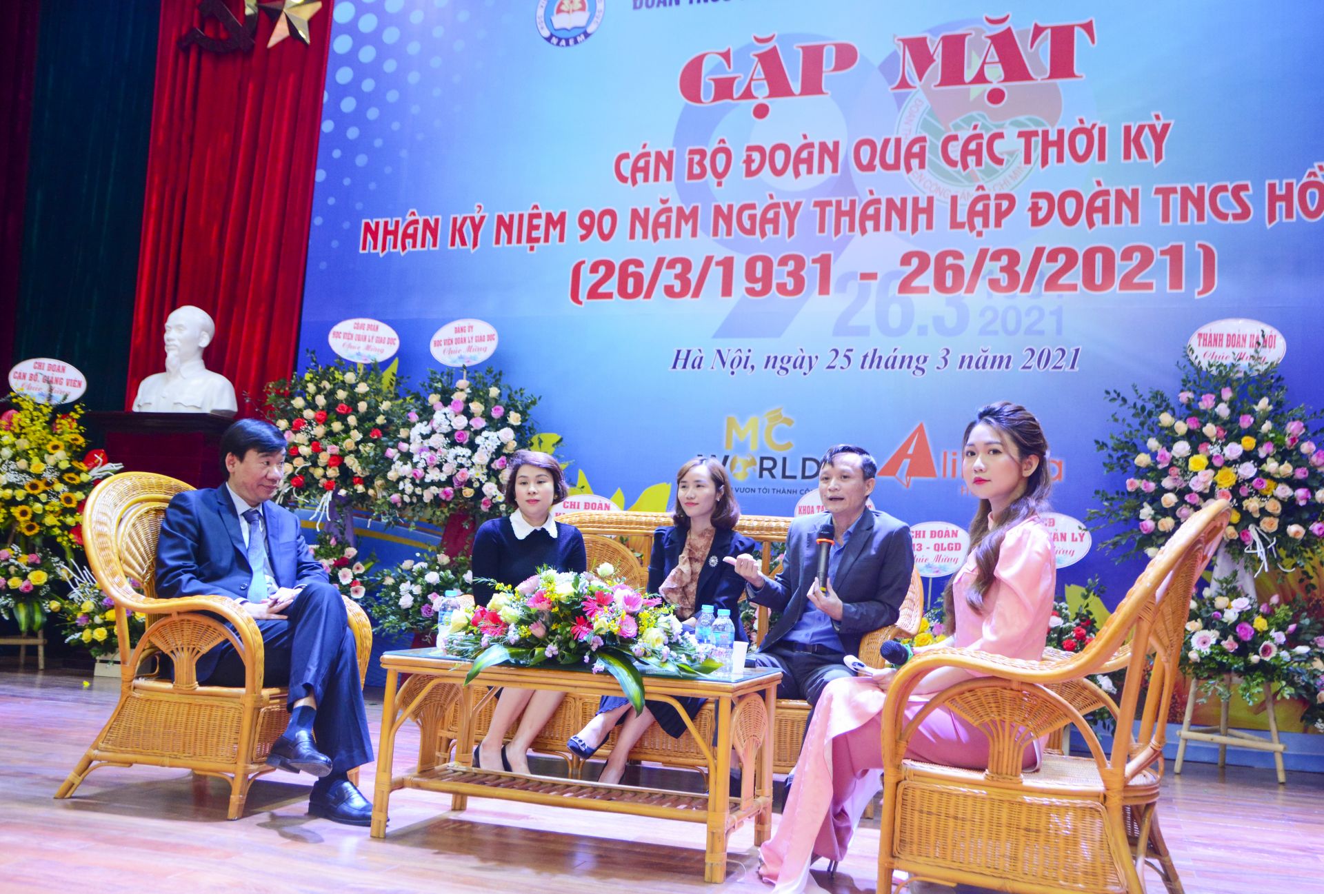 Tuổi trẻ Học viện Quản lý giáo dục Tự hào ôn lại Truyền thống tổ chức Đoàn