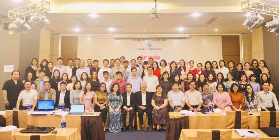 Đội ngũ chuyên gia Học viện Quản lý giáo dục tham dự chương trình bồi dưỡng về phát triển tài liệu thuộc Chương trình ETEP