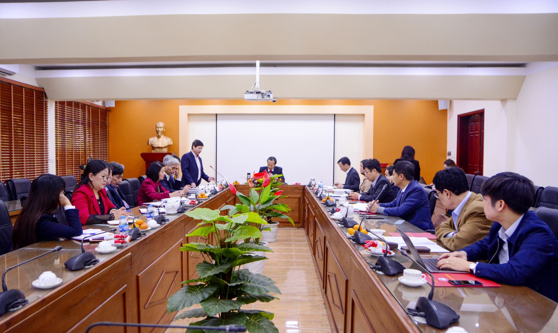 Đảng ủy Học viện Quản lý giáo dục báo cáo Kết quả thực hiện nhiệm vụ năm 2020 và phương hướng, nhiệm vụ năm 2021