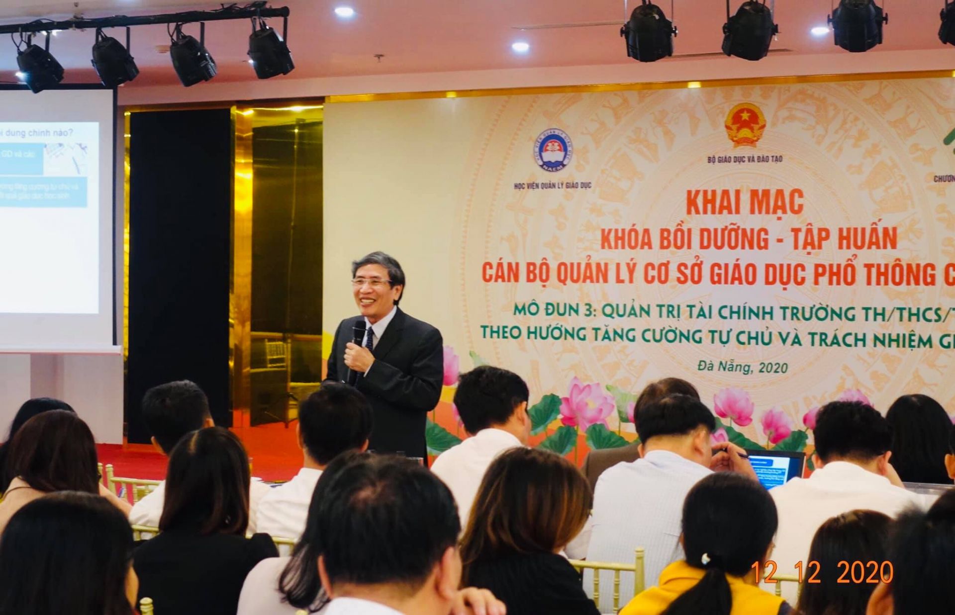 TS. Vũ Đình Chuẩn, nguyên Vụ trưởng Vụ Giáo dục Trung học, Bộ Giáo dục và Đào tạo, báo cáo viên đợt bồi dưỡng